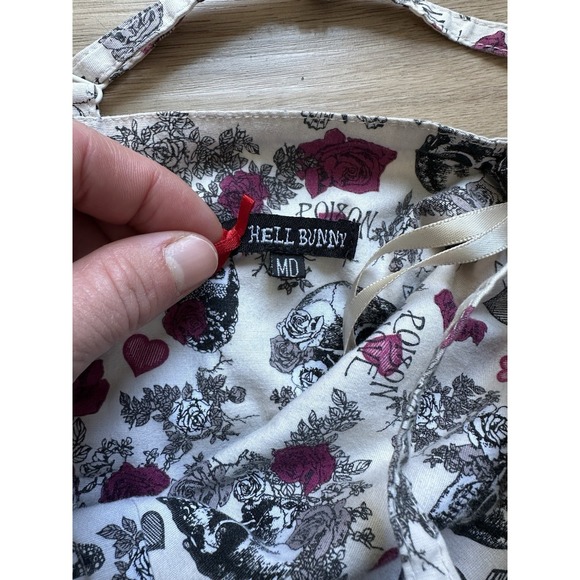 Hell Bunny Love Poison Rockabilly Goth Metal Skull Floral Punk Mini Dress Medium - Picture 7 of 13